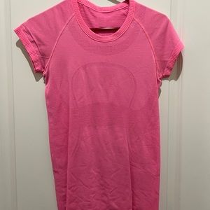 Neon Pink Lululemon Swiftly Tech Short Sleeve Shirt Size 6